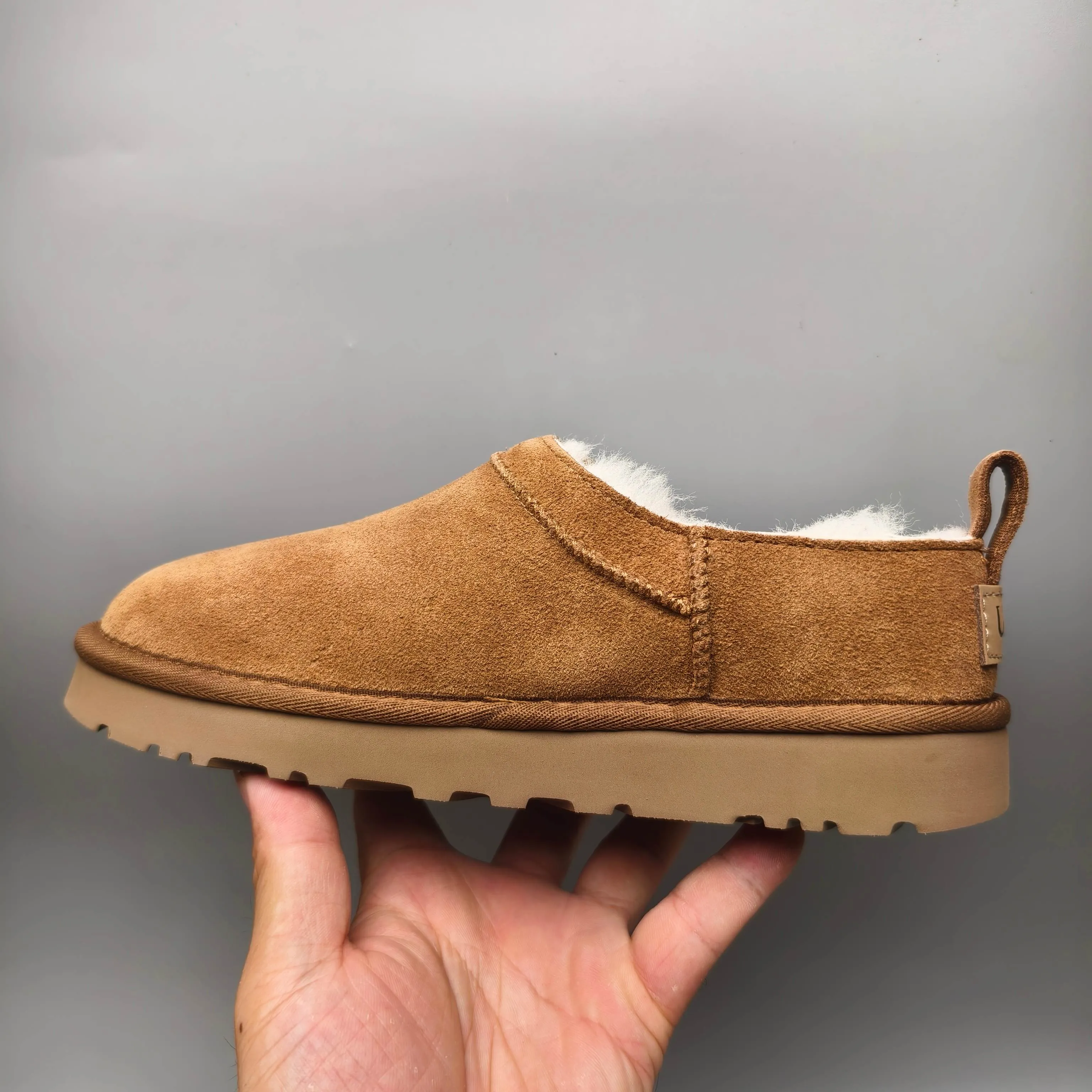 💰420 UGG sheepskin all-in-one snow boots 3891 one-legged classic women's shoes. Color: maroon, black, sand, twilight pink, chocolate. Matching sizes: 35-41